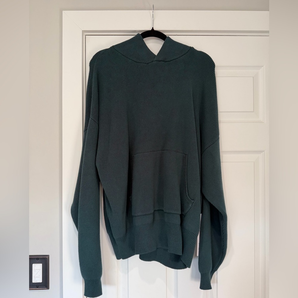 Auth. ✅ ALO Yoga Scholar Hooded Sweater in “Midnight Green” Size Small💚